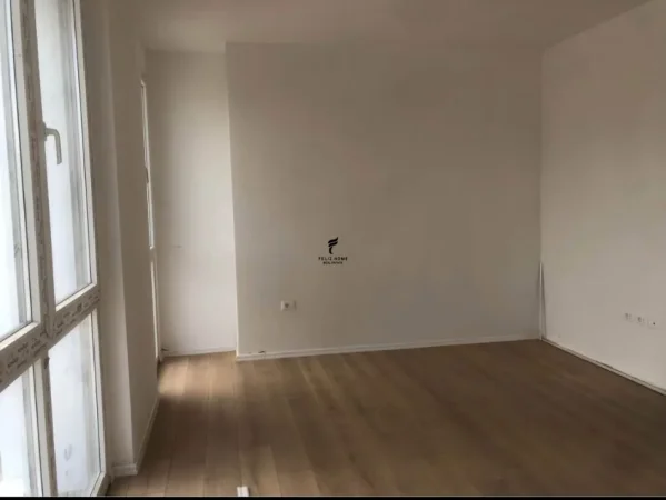 Tirane, shitet apartament 1+1 Kati 4, 60 m² 120.000 € (BULEVARDI I RI)