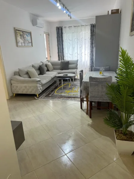 Tirane, jepet me qera apartament 2+1 Kati 2, 75 m² 450 € (ASTIR)