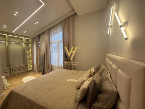 Tirane, jepet me qera Vile 3 Katshe Kati 0, 500 m² 5.000 € (TEG)