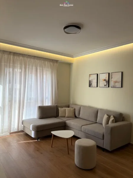 Tirane, jepet me qera apartament 1+1 Kati 6, 75 m² 550 € (Zogu i Zi, rruga Dritan Hoxha, Kompleksi Aura)