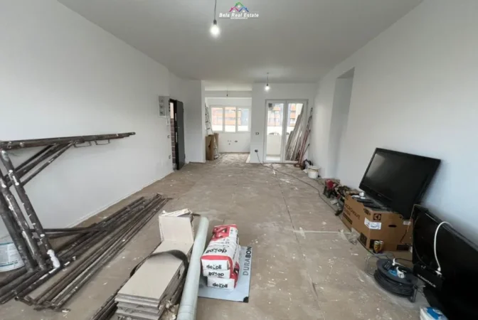Tirane, jepet me qera zyre Kati 4, 140 m² 840 € (River Residence)
