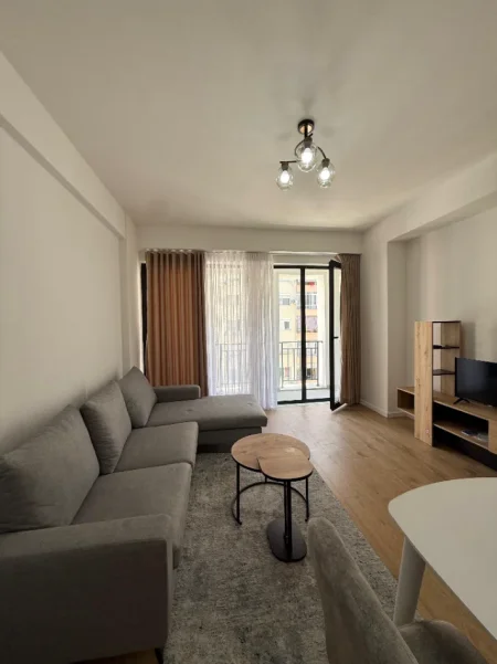 Tirane, jepet me qera apartament Kati 3, 500 € (Urban Gate Residence, Astir)