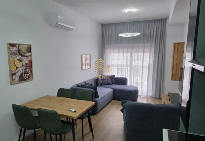Tirane, jepet me qera apartament 2+1 Kati 8, 75 m² 500 € (Ali demi)