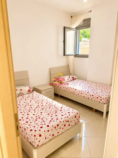 Vlore, shitet apartament 2+1+Ballkon Kati 4, 84 m² 136.000 € (Rruga Sulejman Delvina)