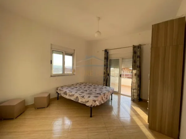 Tirane, jepet me qera apartament 2+1 Kati 2, 110 m² 400 € (Kodra e Priftit)