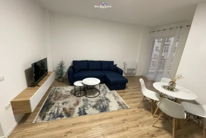 Tirane, jepet me qera apartament 1+1+Ballkon Kati 6, 72 m² 600 € (Kompleksi E-88)