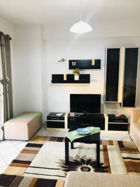 Durres, jepet me qera apartament 2+1 Kati 4, 126 m² 500 € (Bashkia Durrës)