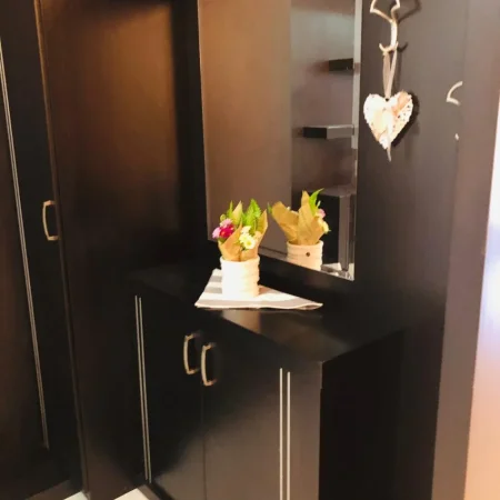 Durres, jepet me qera apartament 2+1 Kati 4, 126 m² 500 € (Bashkia Durrës)