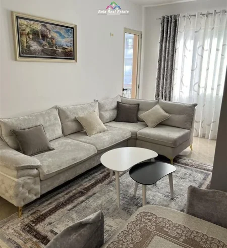 Tirane, jepet me qera apartament 2+1 Kati 2, 80 m² 470 € (Rruga Foto Xhavella)