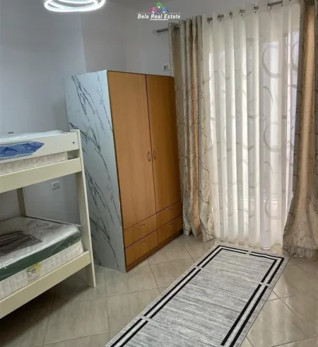 Tirane, jepet me qera apartament 2+1 Kati 2, 80 m² 470 € (Rruga Foto Xhavella)