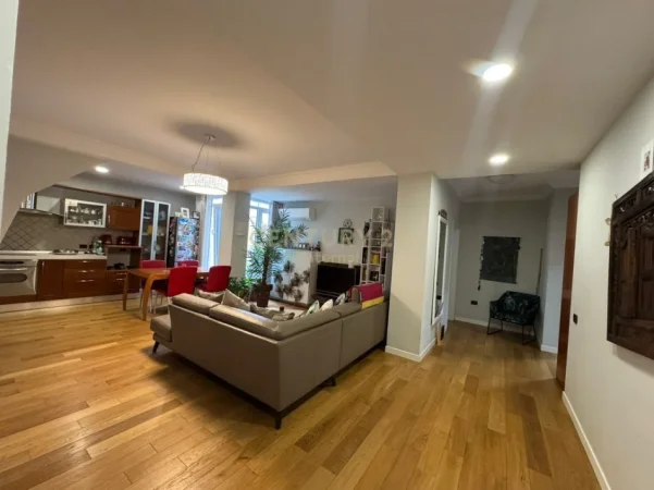 Tirane, shitet apartament 2+1 Kati 5, 115 m² 430.000 € (Ish Garda)