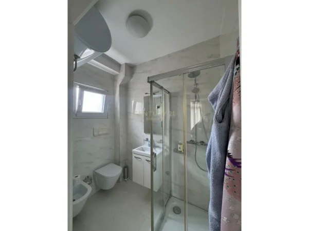Tirane, shitet apartament 2+1 Kati 5, 115 m² 430.000 € (Ish Garda)