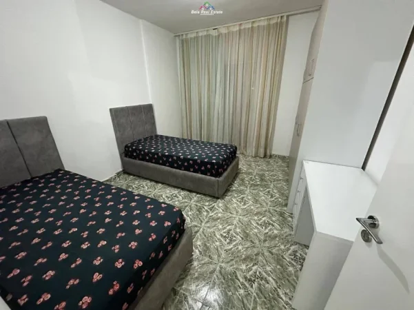 Tirane, jepet me qera apartament 2+1 Kati 7, 87 m² 620 € (don bosko)