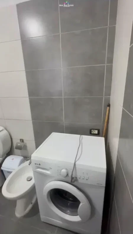 Tirane, jepet me qera apartament 2+1 Kati 7, 87 m² 620 € (don bosko)