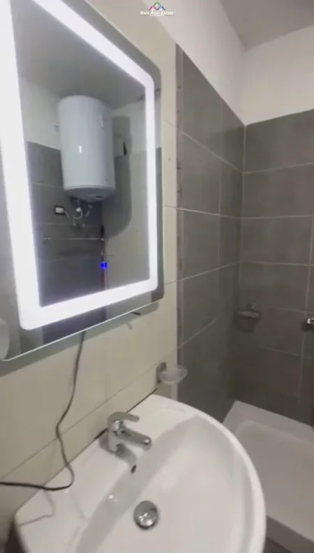 Tirane, jepet me qera apartament 2+1 Kati 7, 87 m² 620 € (don bosko)
