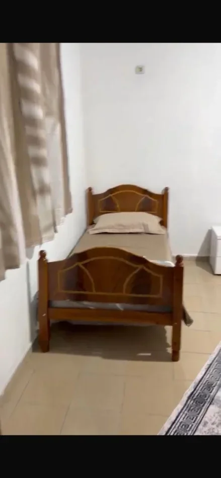 Tirane, jepet me qera apartament 2+1 Kati 1, 90 m² 350 € (Rruga 5 Maji)