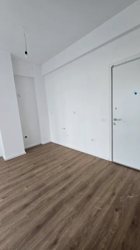 Tirane, shes apartament 1+1 Kati 1, 46 m² 89.000 € (Rruga Dalip Topi)
