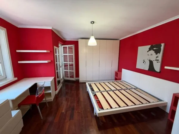 Tirane, shitet apartament duplex Dublex Kati 7, 225 m² 540.000 € (Rruga Myslym Shyri)