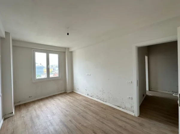 Tirane, shitet apartament 2+1+Ballkon Kati 3, 87 m² 130.000 € (Yzberisht)