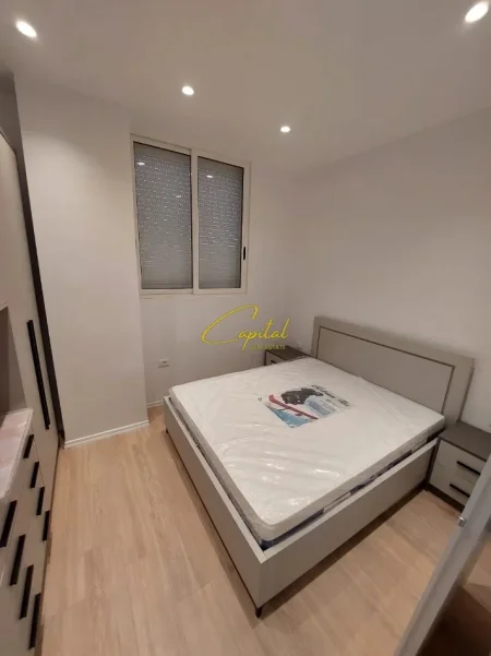 Tirane, jepet me qera apartament 1+1 Kati 0, 57 m² 500 € (KODRA E DIELLIT)