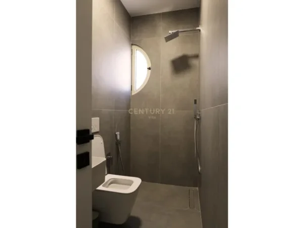 Vlore, shes apartament 3+1 Kati 6, 83 m² 160.000 € (Ne Plazhe)