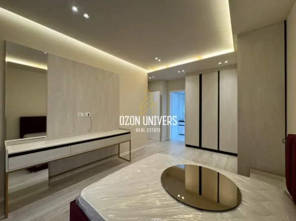 Tirane, jepet me qera apartament 2+1+Ballkon Kati 8, 127 m² 1.600 € (Kompleksi Delijorgji, Rruga e Kavajës)