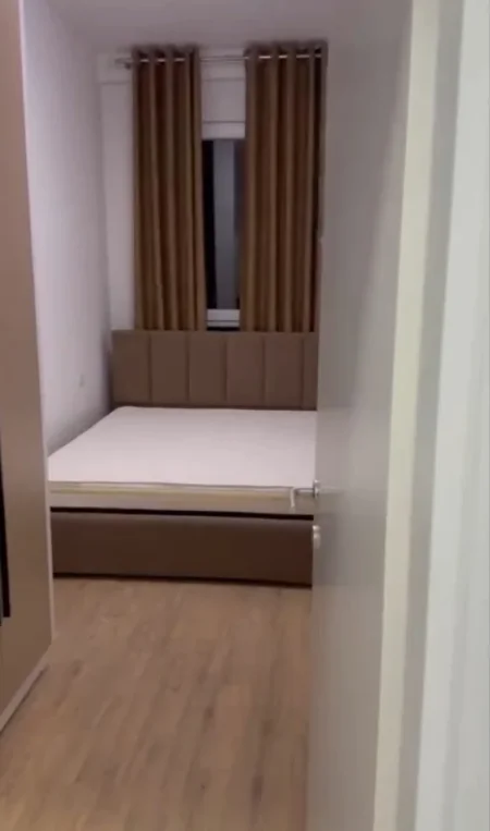 Tirane, jepet me qera apartament 2+1 Kati 9, 100 m² 600 € (Rruga 5 Maji)