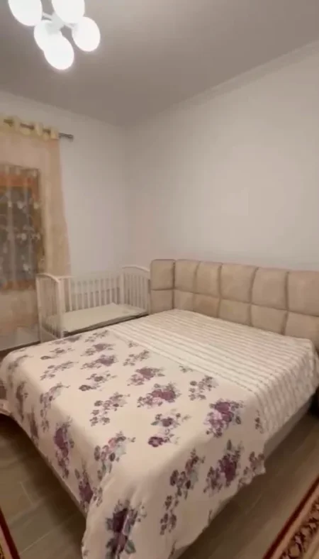 Tirane, jepet me qera apartament 2+1 , (Bulevardi i Ri)