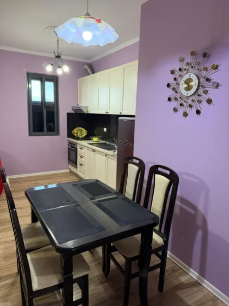 Tirane, jepet me qera apartament 2+1 Kati 6, 110 m² 500 € (DON BOSKO)