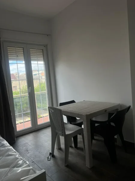 Durres, jepet me qera dhome ne plazh Studio Kati 2, 30 m² 200 € (durres)