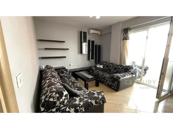 Tirane, jepet me qera apartament 1+1 Kati 5, 61 m² 500 € (jordan misja)