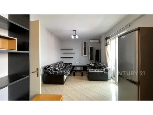 Tirane, jepet me qera apartament 1+1 Kati 5, 61 m² 500 € (jordan misja)