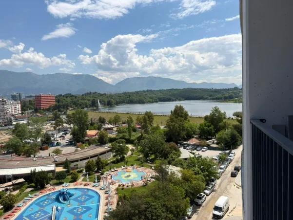 Tirane, shitet apartament 2+1+Ballkon Kati 6, 172 m² 560.000 € (liqeni i tiranes lake view)