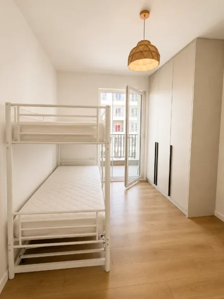 Tirane, jepet me qera apartament 2+1+Ballkon Kati 6, 460 €