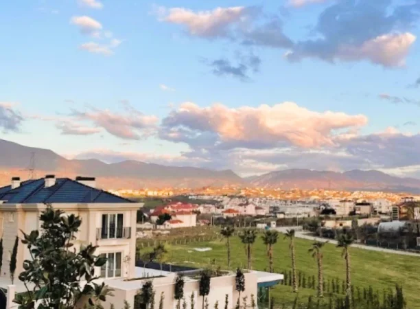 Tirane, shitet Vile Vile 3 Katshe Kati 3, 1.500 m² 2.700.000 € 