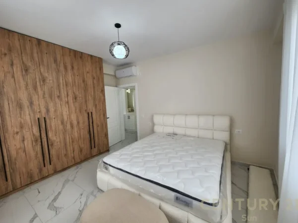 Tirane, jepet me qera apartament 2+1+Ballkon Kati 7, 84 m² 750 € 