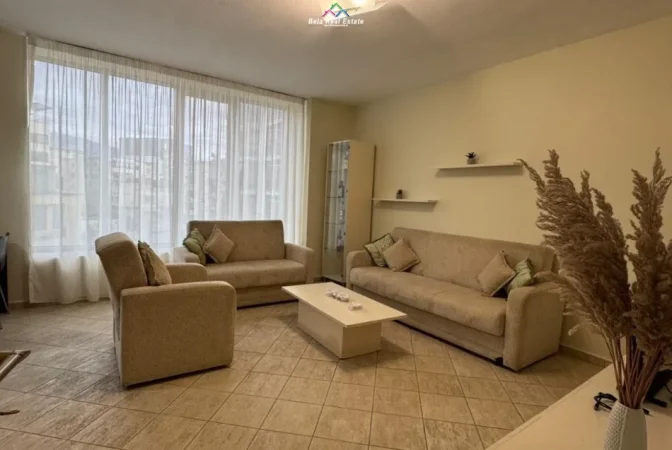 Tirane, jepet me qera apartament 1+1+Ballkon Kati 3, 65 m² 550 € (todi shkurti)