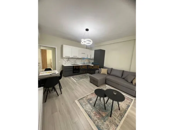 Tirane, shes apartament 2+1+Ballkon Kati 7, 99 m² 320.000 € 