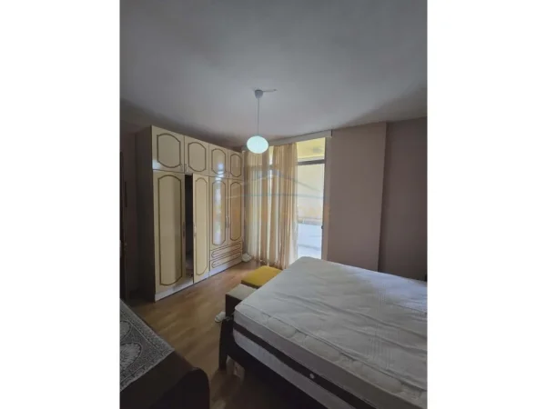Tirane, shes apartament 2+1+Ballkon Kati 5, 103 m² 145.000 € 