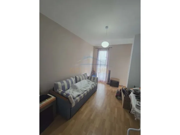 Tirane, shes apartament 2+1+Ballkon Kati 5, 103 m² 145.000 € 