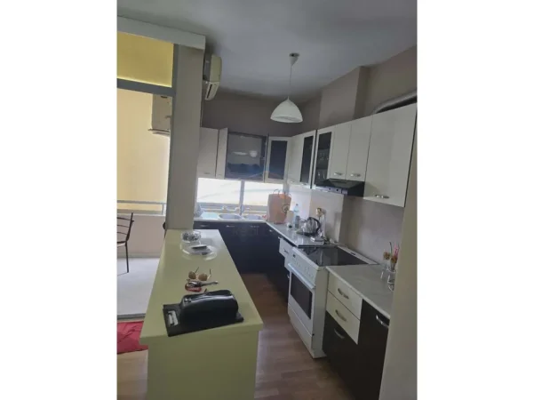 Tirane, shes apartament 2+1+Ballkon Kati 5, 103 m² 145.000 € 