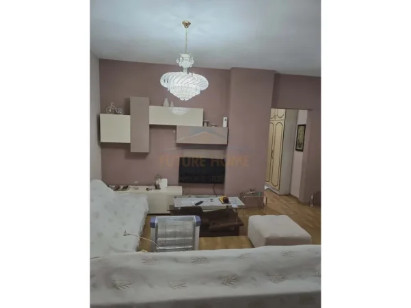 Tirane, shes apartament 2+1+Ballkon Kati 5, 103 m² 145.000 € 
