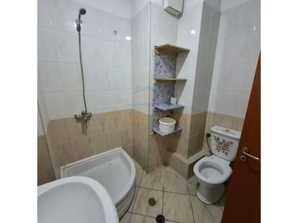 Tirane, shitet apartament 2+1+Ballkon Kati 2, 97 m² 139.000 € 