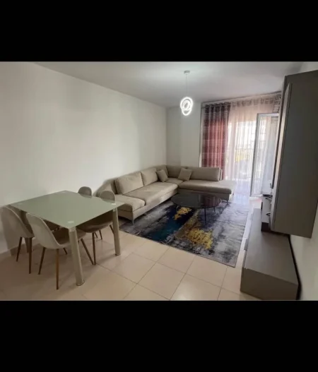 Tirane, jepet me qera apartament 1+1 Kati 5, 75 m² 400 € (Shkolla Ardian Klosi tek 5 Maji)
