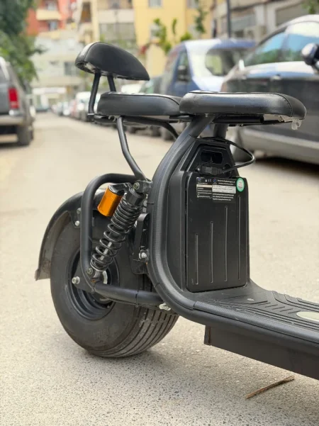 Shqiperi, shitet Scooter Motori elektrik City Coco , e zeze 300 km 530 €