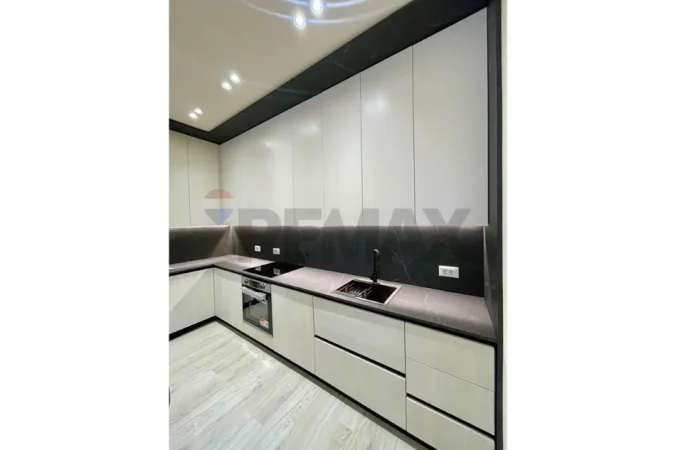 Tirane, jepet me qera apartament 3+1+Ballkon Kati 3, 122 m² 160.000 € (Delijorgji)