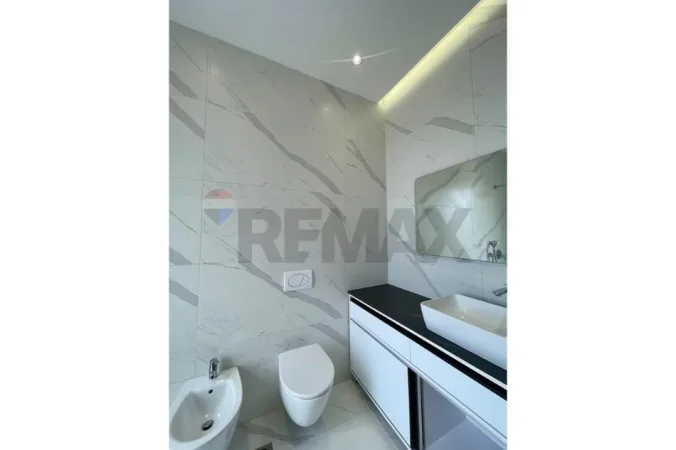 Tirane, jepet me qera apartament 3+1+Ballkon Kati 3, 122 m² 160.000 € (Delijorgji)