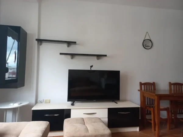 Tirane, jepet me qera apartament 1+1 Kati 5, 53 m² 400 € (RRUGA TEODOR KEKO)