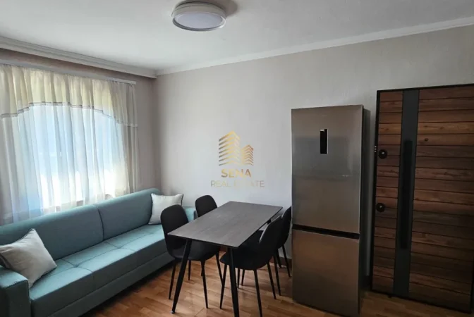 Tirane, jepet me qera apartament 1+1+Ballkon Kati 4, 60 m² 500 € (Ali Demi)