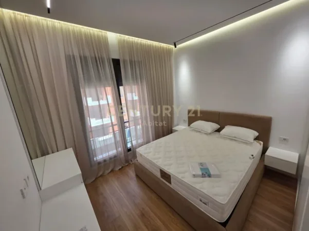 Tirane, jepet me qera apartament 1+1 Kati 4, 70 m² 1.050 € (Kompleksi Delijorgji)